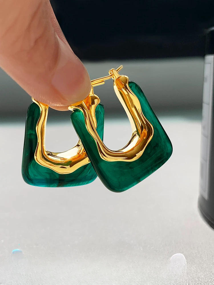 High cold wind retro green earrings women's light luxury stud earrings