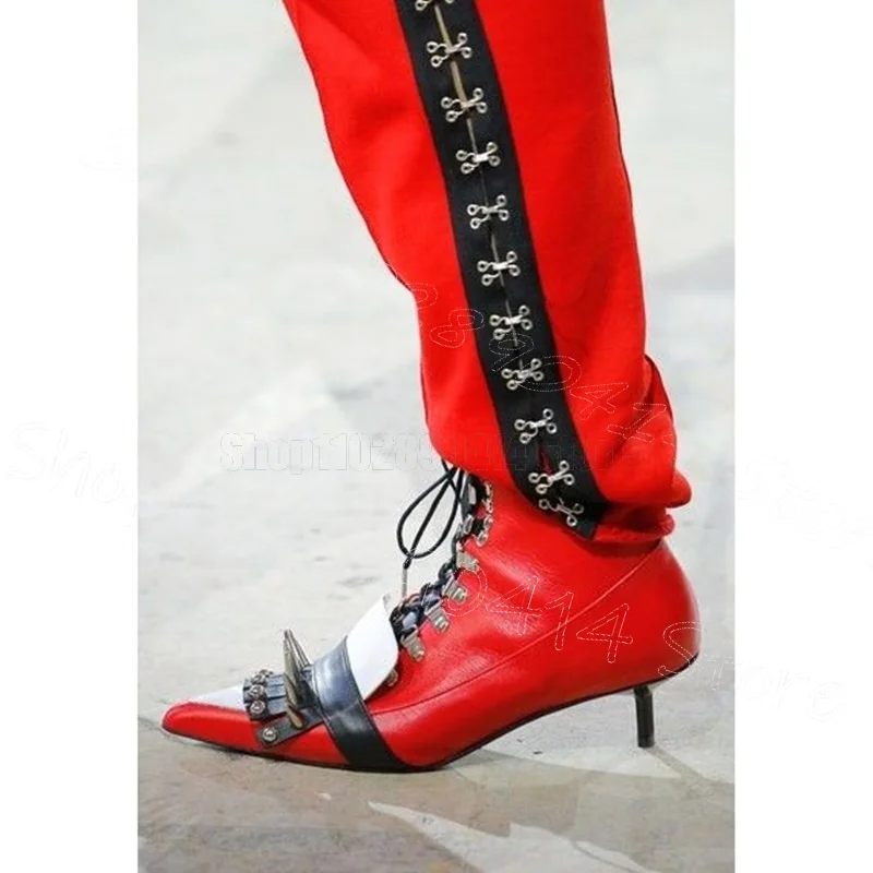 أحذية نسائية فضية ذات مسامير حمراء مرقعة بمقدمة مدببة أحذية نسائية رفيعة بكعب عالي للحفلات والعيد 2025 Zapatos Para Mujere #4