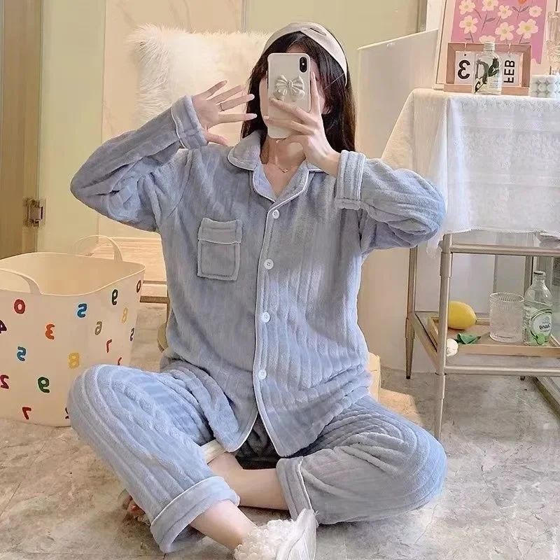 2024 New Little Bear Coral Plush Pajamas Women's Winter Lazy Style Loungewear Simple and Thickened V-neck Loose Homewear Set