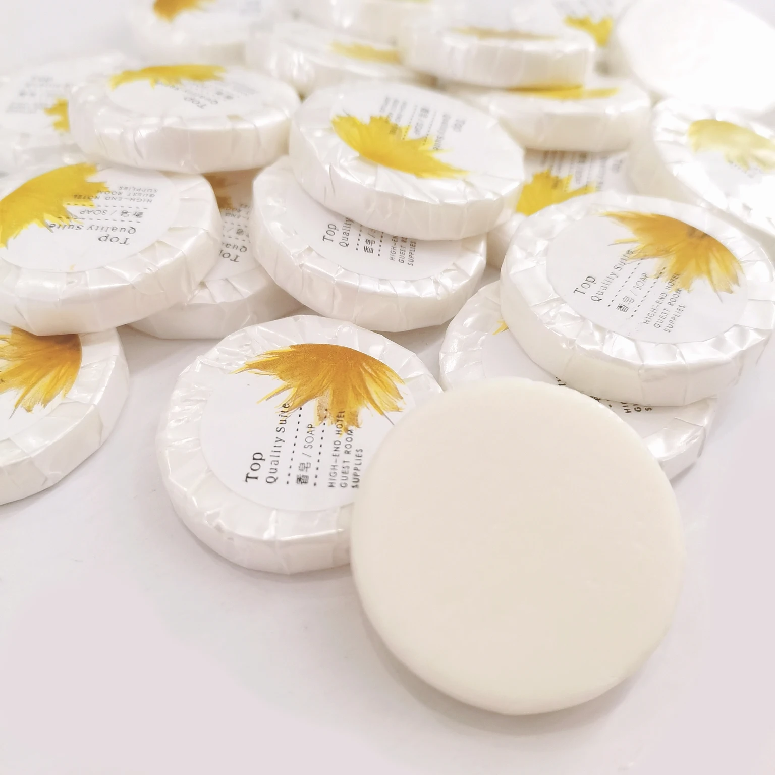 Free Fast Shipping 30Pieces/box 10g(0.35ounce) Travel Mini Size Round Soap for Hotel Outdoor Activities Camping Hike Wholesale