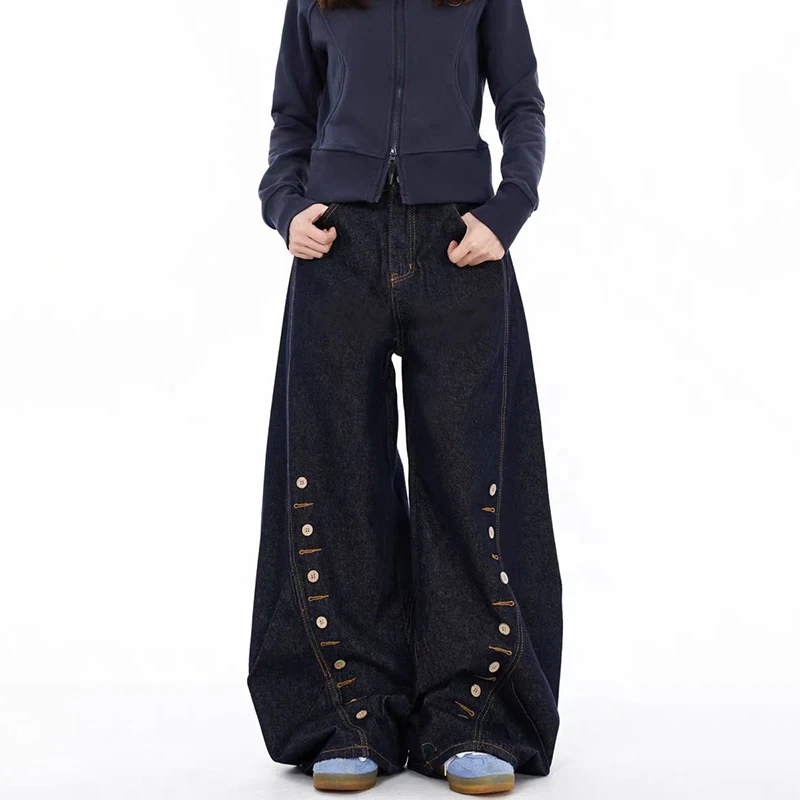 WTHT แฟชั่นผู้ชายสีทึบปุ่มหลวม DENIM กางเกงสไตล์อเมริกันวินเทจ Wude ขากางเกงยีนส์ชาย 2025 ฤดูร้อน 2A1130