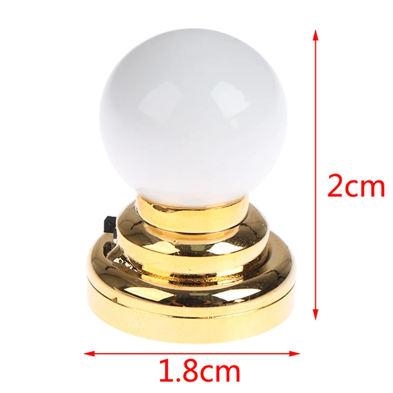 1:12 Lampada da soffitto in miniatura per casa delle bambole Lampada da parete Lampada a LED Decorazione per esterni Giocattolo