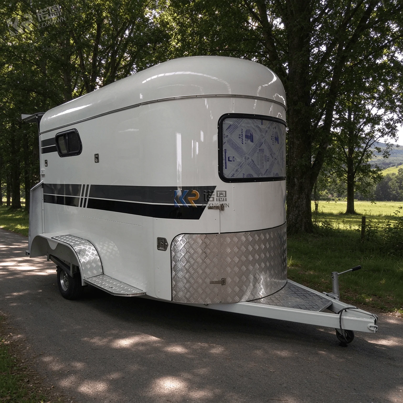 Farm Horse Trailer For Breeding Facilities Horse Transport Trailer For Daily Equine Management