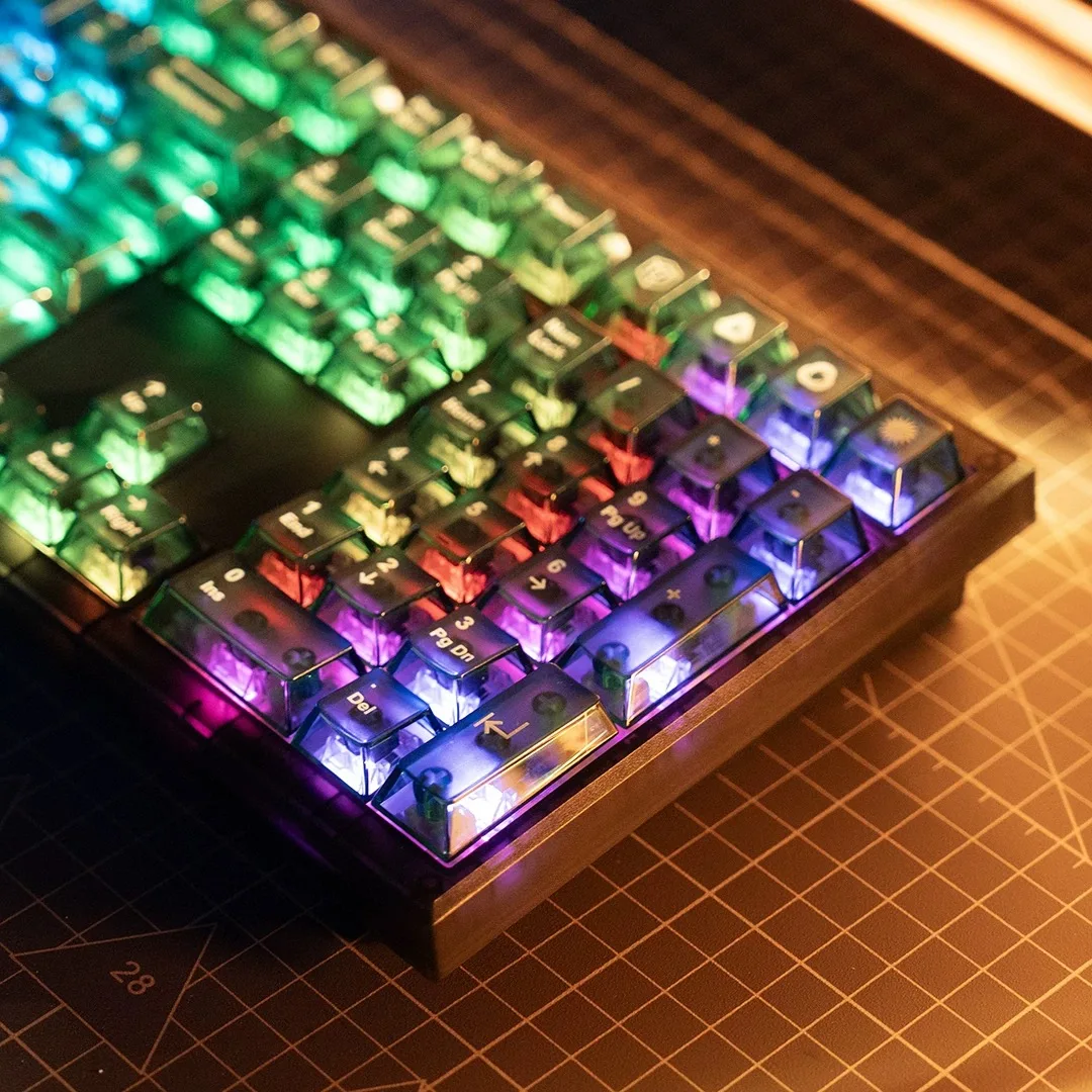 الأخضر من خلال Keycap Chreey ارتفاع مادة الكمبيوتر شفافة ماتي ملمس صغير مجموعة كاملة من أغطية المفاتيح الميكانيكية الشفافة