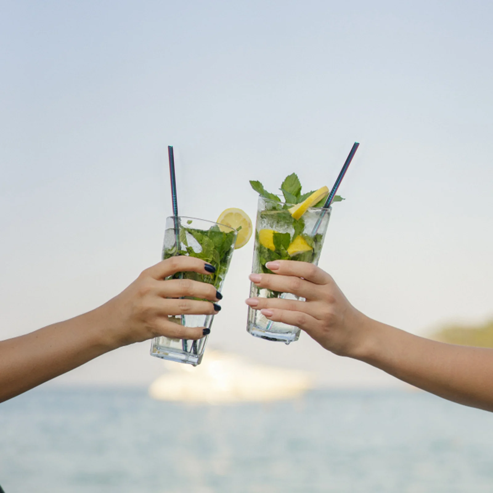 

16Pcs Metal Drinking Straws Set Food Grade Stainless Steel Reusable Straws with Silicone Tips Cover for Hot and Cold Drinks with