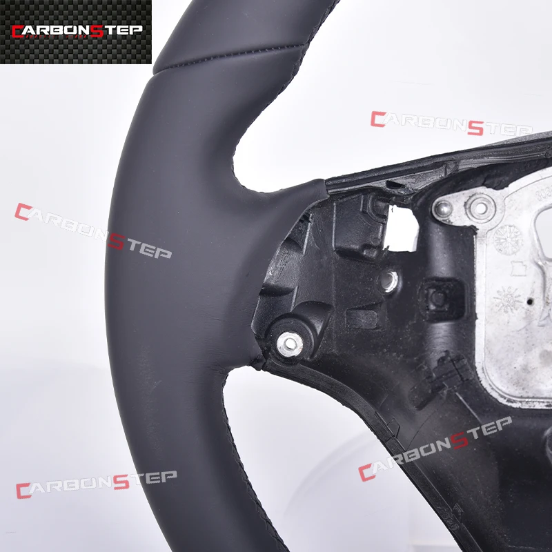Low Price Leather Steering Wheel in Stock for Bmw E46 M3 E38 E39 E83 E60 E70 E71 E72 E53 E89 E92 E93 E81 E87 E84 E82 view 4