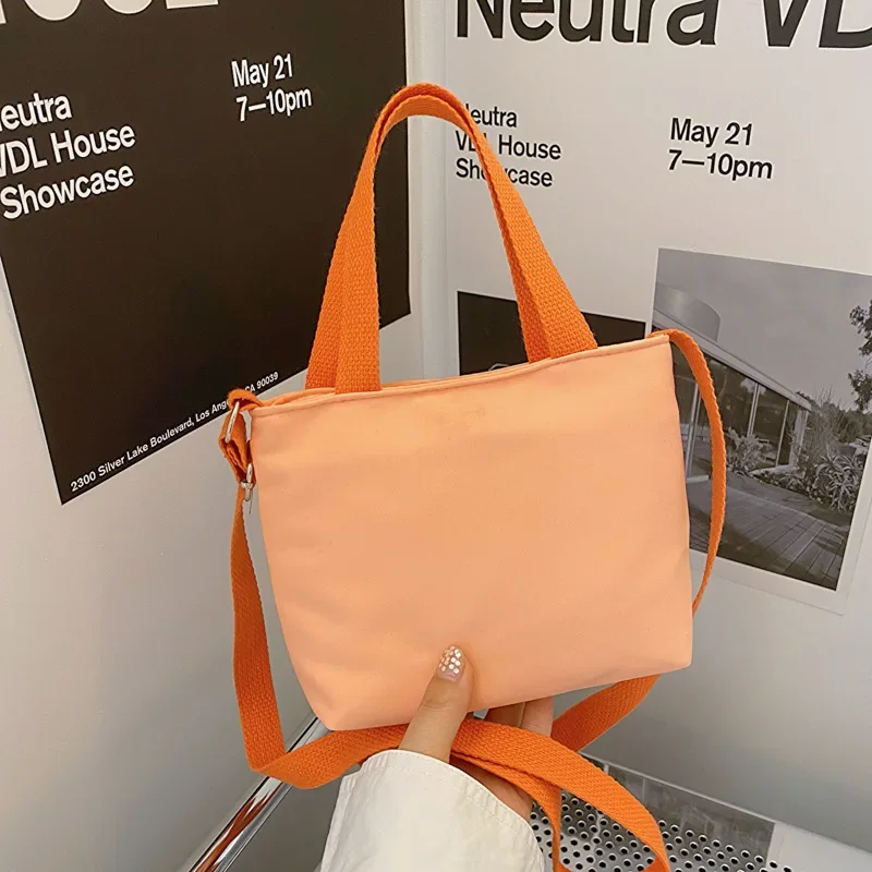 เด็ก Messenger กระเป๋า Casual Handheld Tote กระเป๋าผู้หญิงกระเป๋าไนลอนสําหรับกระเป๋าเด็กและกระเป๋าถือแม่เด็กกระเป๋าสําหรับสาว