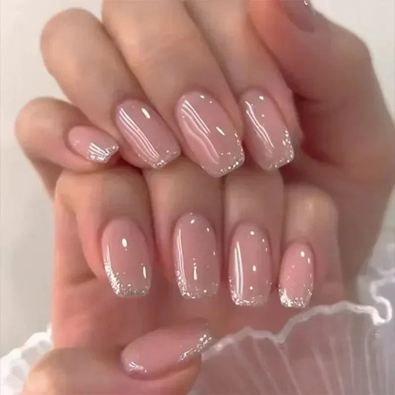 24 Stück kurze quadratische Sarg-Kunstnägel, quadratische künstliche Nägel mit Kleber, französischer Glitzer, tragbares Acryl-Nägel-Set, zum Aufdrücken von Nagelspitzen