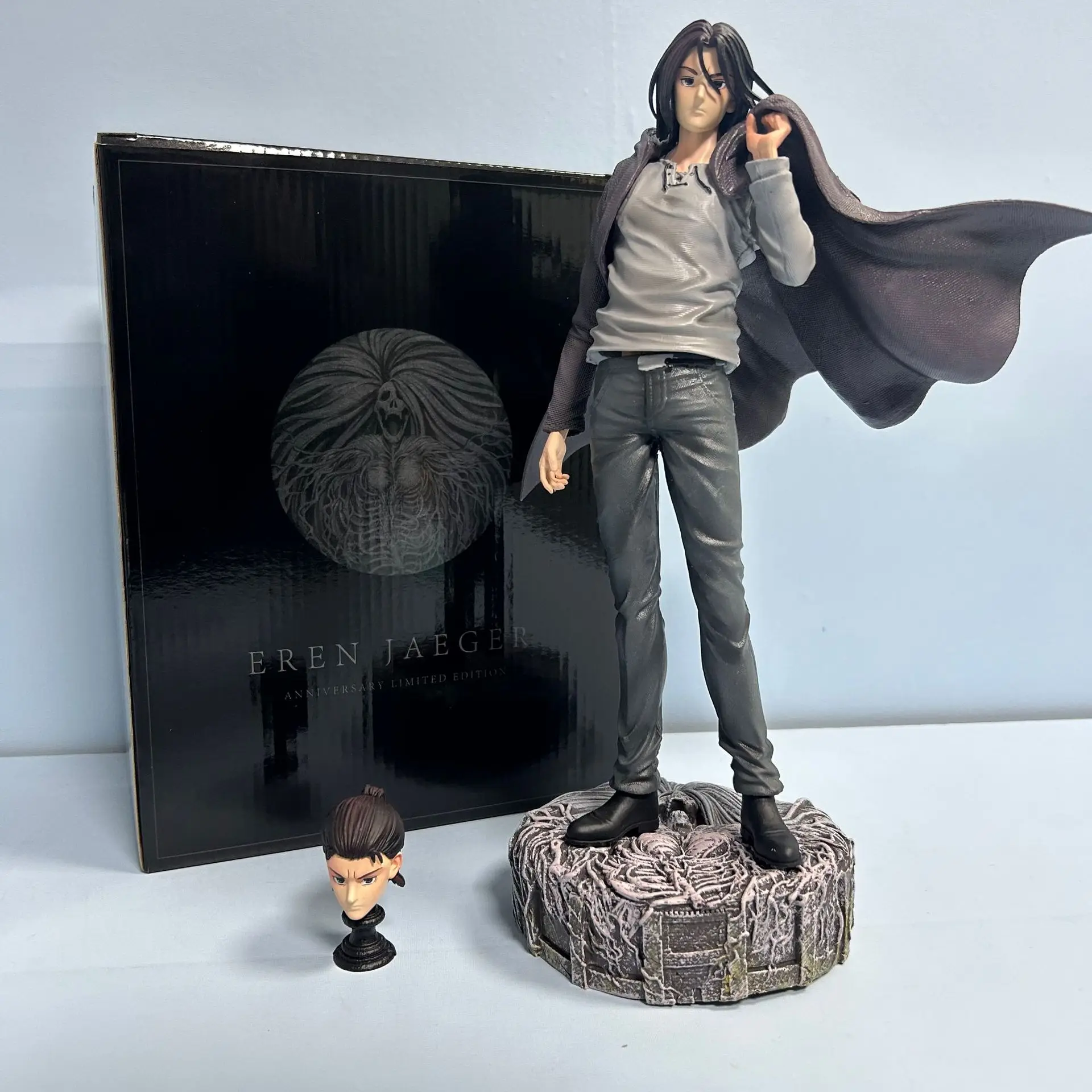 28cm Attack on Titan Figures Eren Jaeger Anime Action Figure Eren Jaeger Double Headed Statue PVC Collection Model Doll Boy Toys