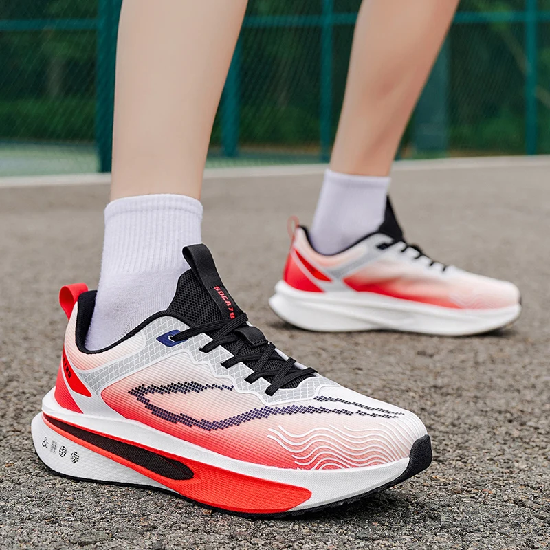 Carbon Plate Running Shoes Men Anti Slip Athletic Sports Shoes Breathable Walking Shoes Professional Marathon Men Women Sneakers