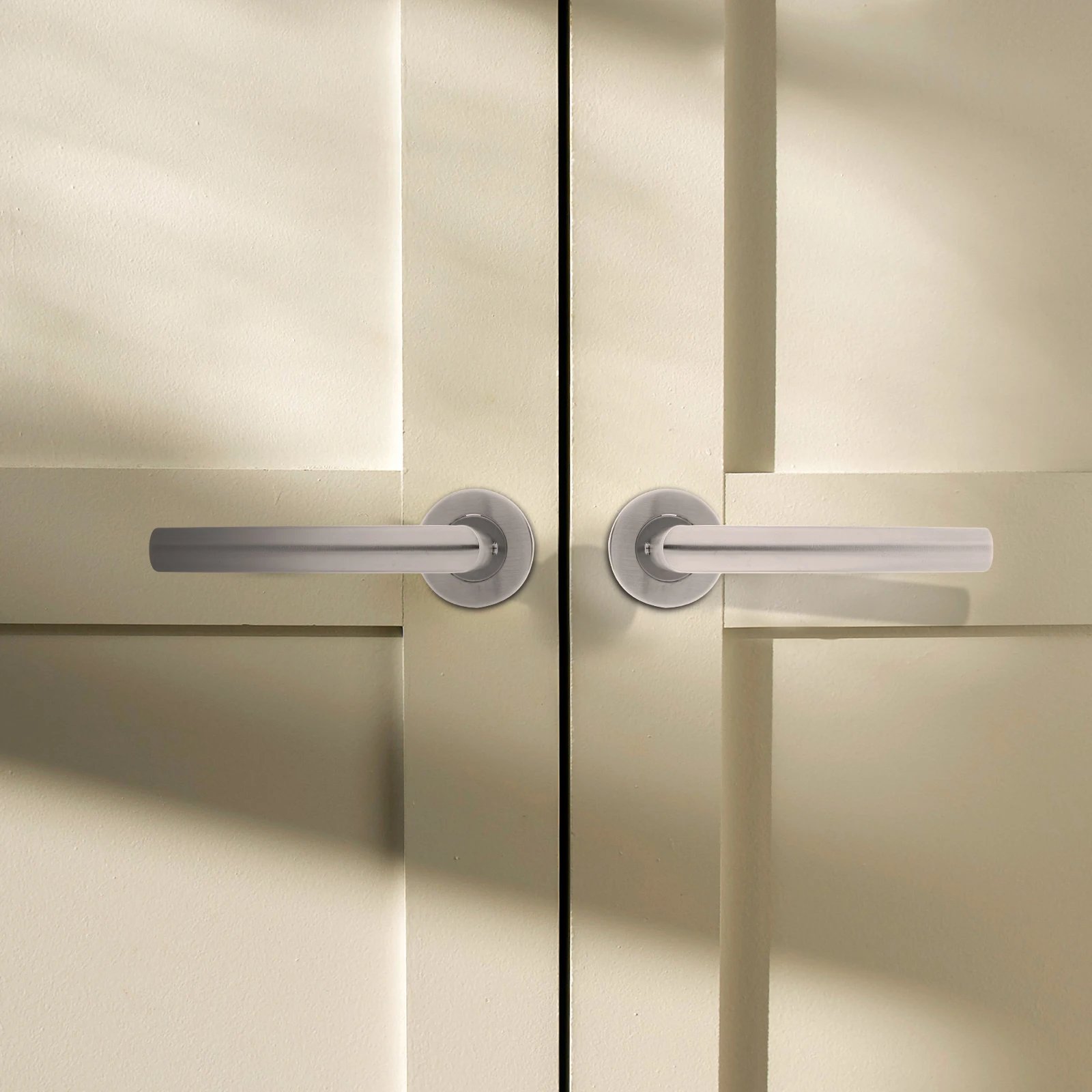 

1 Set Stainless Steel Indoor Handle Door Mute Anti-Theft Lever Lock European Style Bedroom Bathroom Durable Replacement Handle