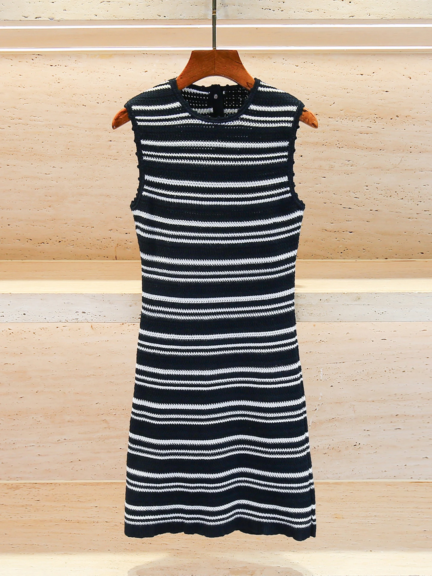 

M Home Nan You High End Women's Summer Striped Knitted Sleeveless Vest Dress Elegant Commute Style High Waist Short Skirt