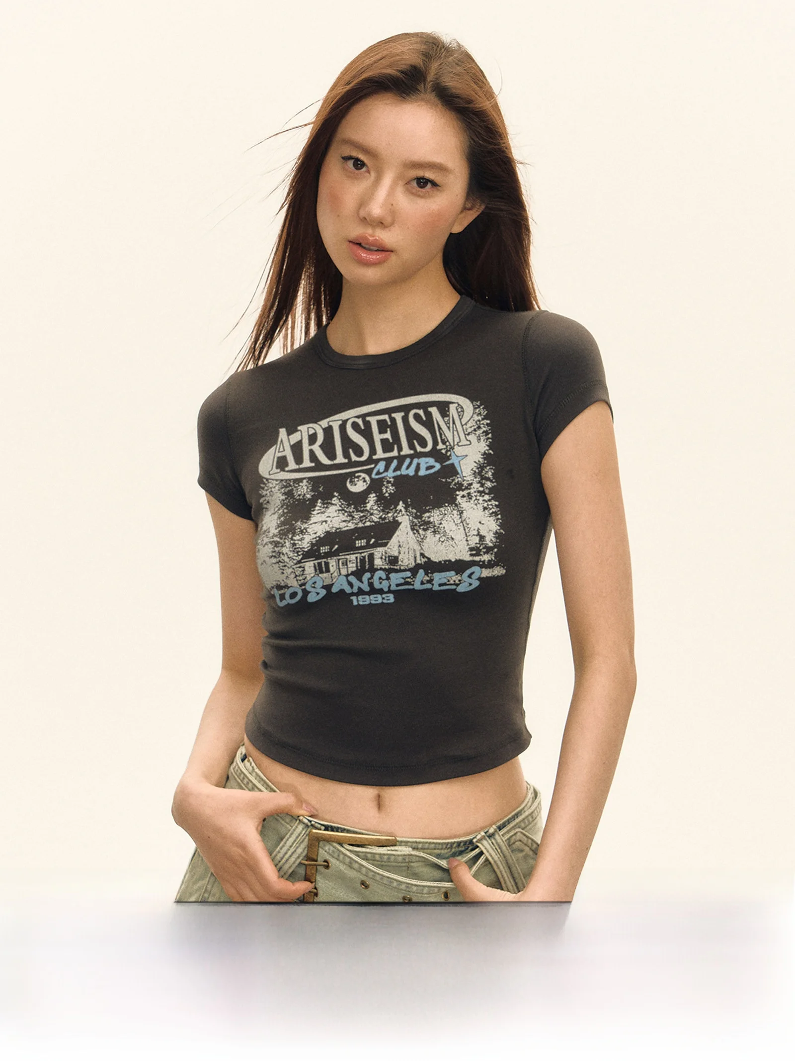 Ariseism americano retro ort sve redondo ne camiseta feminina ajuste fino verão novo sle street faion algodão mistura topo