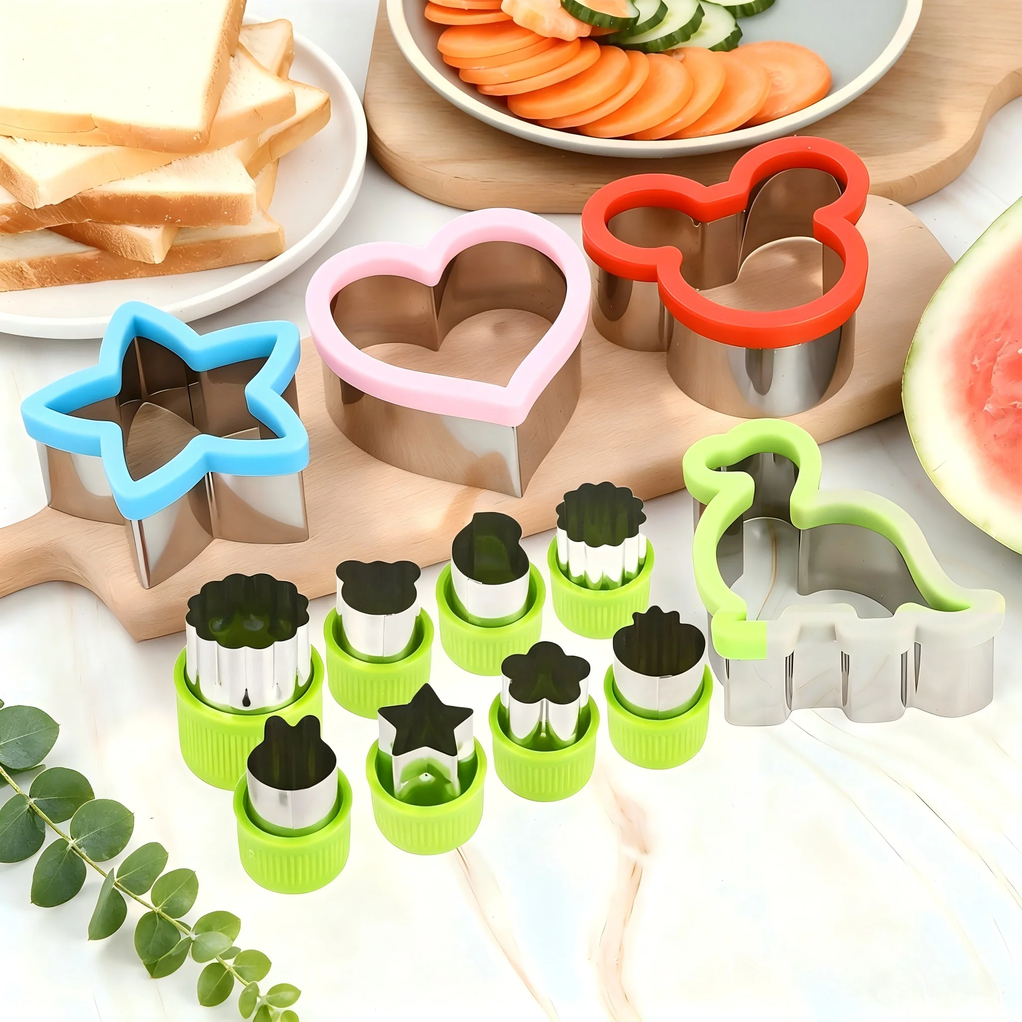 4-teiliges Sandwich-Ausstecher-Set aus Edelstahl, rutschfest, mit Dinosaurier-, Bären-, Herz- und Sternformen für Brot, Kekse, Kinderfeiern, Feiertage und Backen zu Hause. – Detail 6