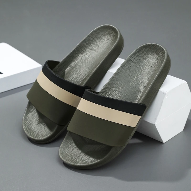 2025 Fashion men's and women's slippers Summer flat sandals Light family bathroom slippers couple indoor non-slip shower shoes view 2