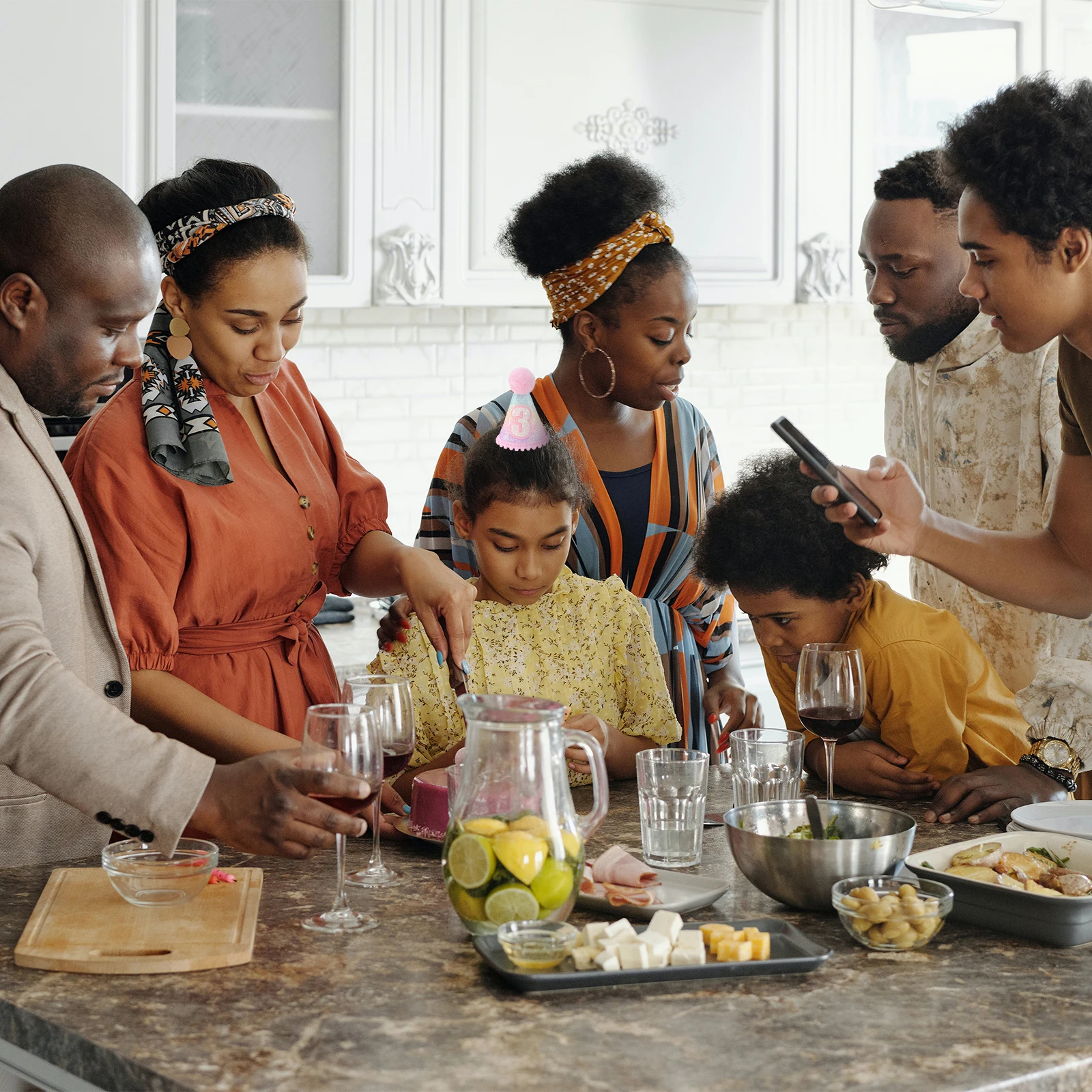 

1pc Rainbow Birthday Hat For Glitter Cloth Pompom Design Happy Party Crown Cap Decor Diy Birthday Supplies