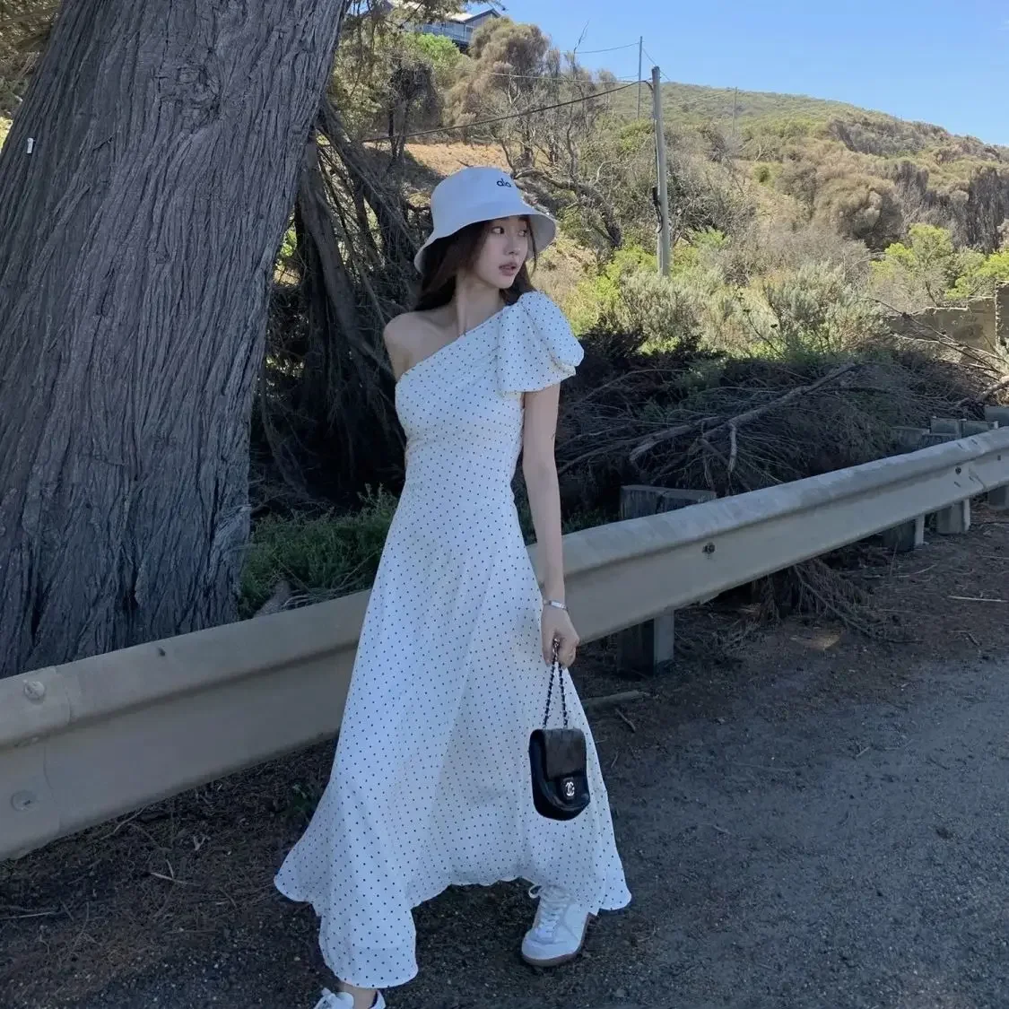 

Summer Thin Off-shoulder, Strapless, Waist-cinching, Long French Retro Polka-dot Elegant Dress