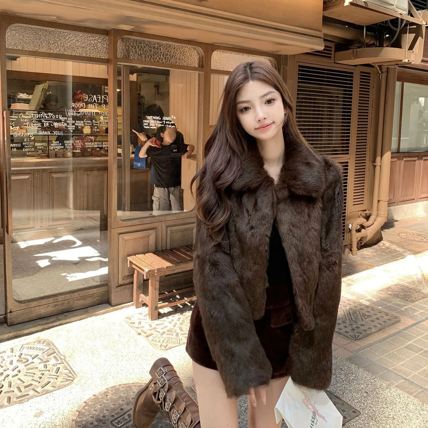 2025 المرأة الشتاء حجم واحد سترة الفراء الحقيقي الرجعية البني التلبيب طوق قصيرة فرو المنك سترة للإناث 100% معطف فرو الأرنب الحقيقي #3