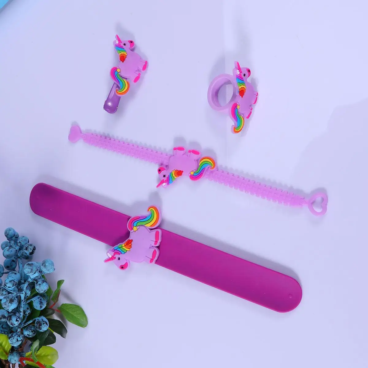 4개 유니콘 스냅 링 머리핀 만화 손목 밴드 보라색 어린이 Cilp 어린이