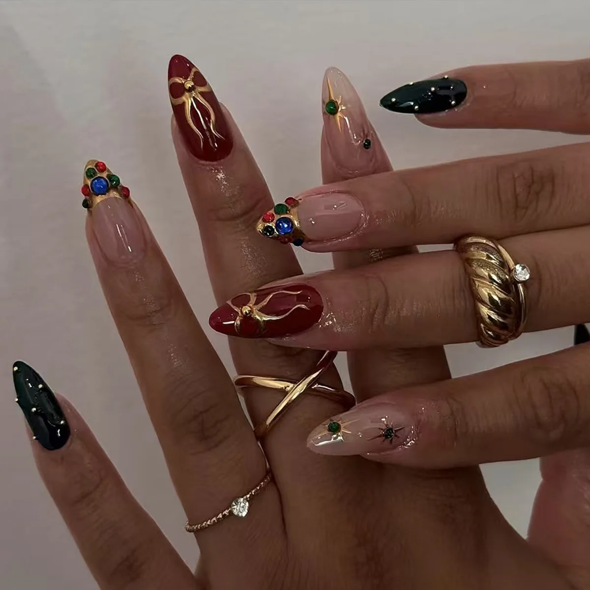 

24PCS Wine Red Almond Press on Nail Sweet Golden Bow Star French Fake Nails for Women with Diamonds Wearable Gel False Nail Tips