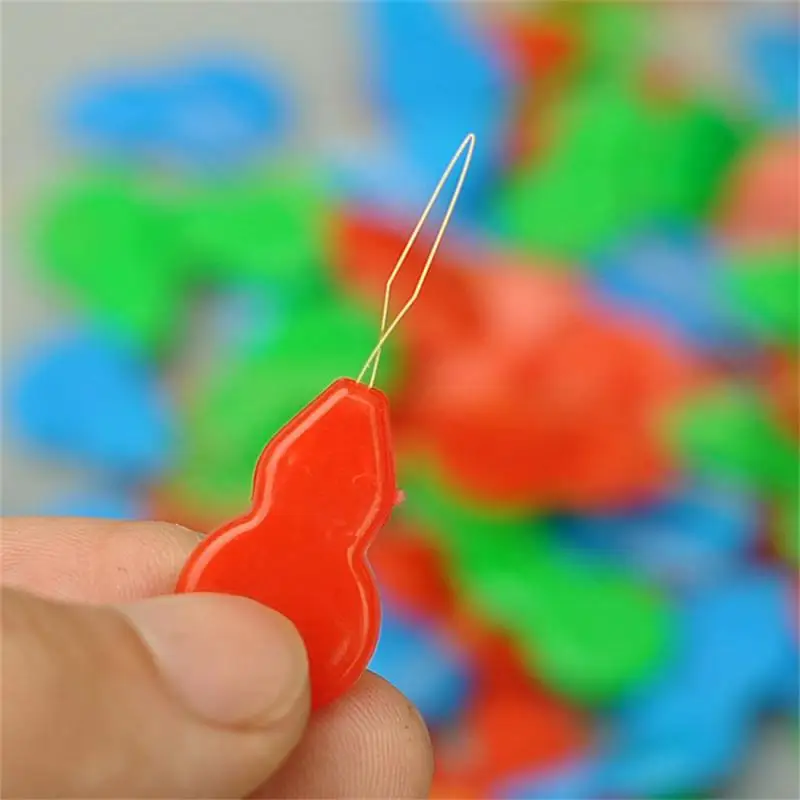 1/3/5PCS /lot Easy Thread Needles Sewing Tools Threader Elderly Sewing Guider Insertion Tool Random Color