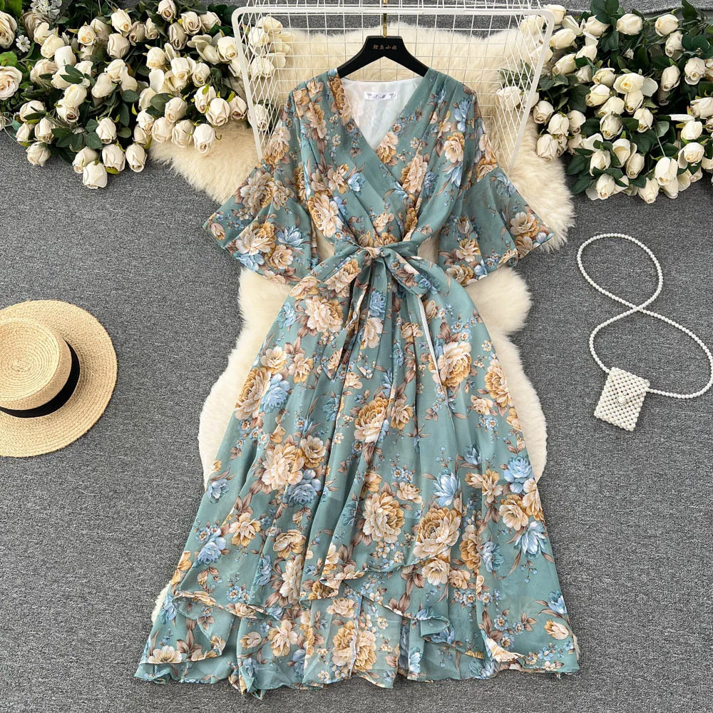 Sukienki kwiatowe Kobiety Lato Seksowny dekolt w serek Boho Sukienka plażowa Krótki rękaw Bandaż Talia A-Line Wzburzyć Sukienka midi Wrap Sundress Robe