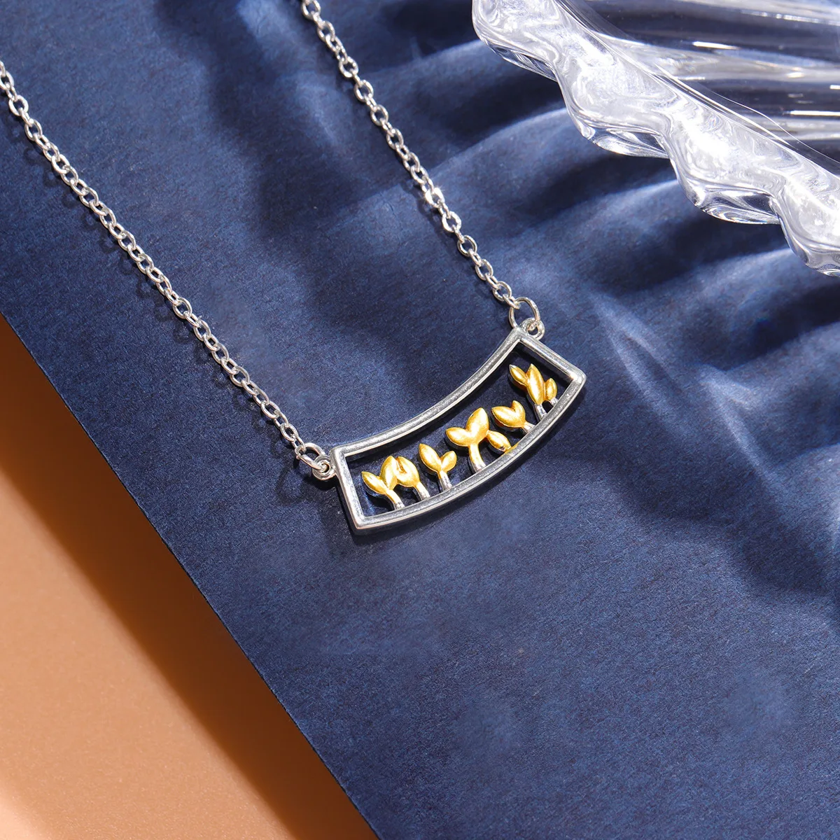 New Arrival Creative 925 Sterling Silver Jewelry Tree Window Before The Plant Grass Fresh Female Pendant Necklaces  XL136