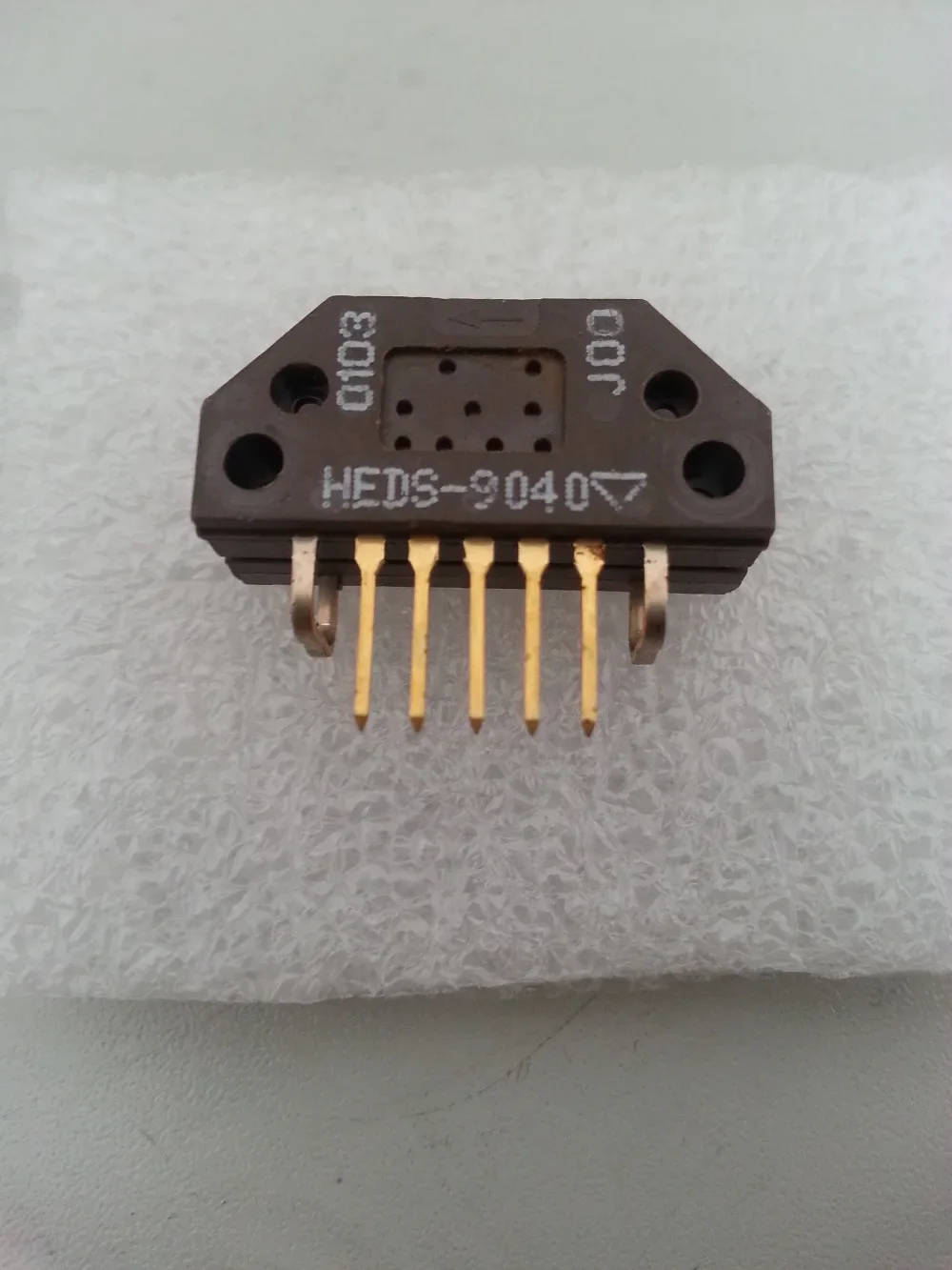 Free shipping HEDS-9040#J00 HEDS 9040 Three Channel Optical Incremental Encoder Modules QUADRANT/CIRCULAR DETECTOR