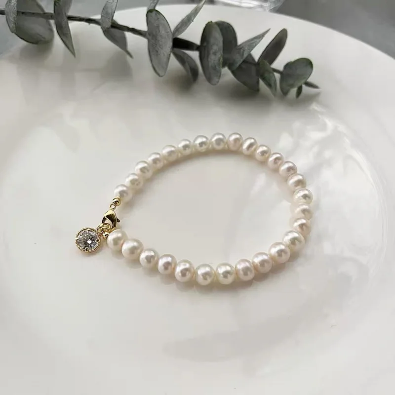 

Браслет из почти круглого сильного света с натуральным пресноводным жемчугом, женский модный тренд, соответствующий кулон с цирконом