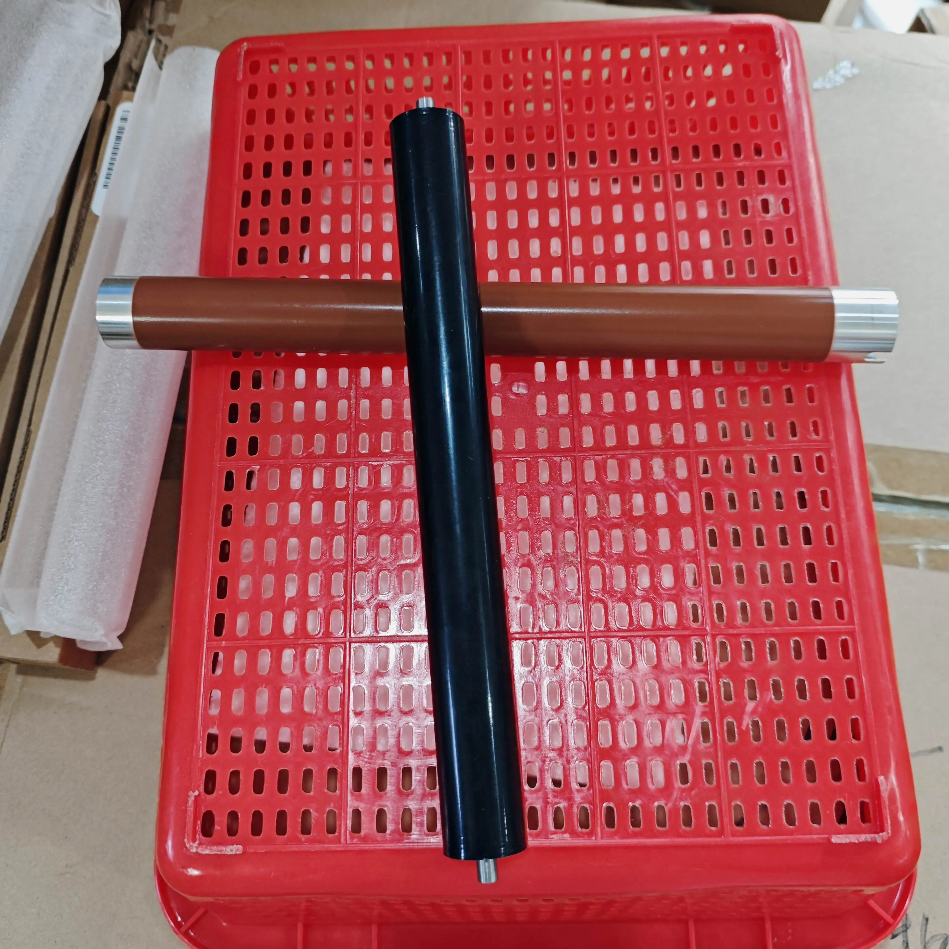 

1 комплект нижнего и верхнего ролика фьюзера для Pantum 7105 7107 6700 7100 6800 7200 7300 P3405 3205 3255 3425 3000 3050 3100 3200 3305 3307