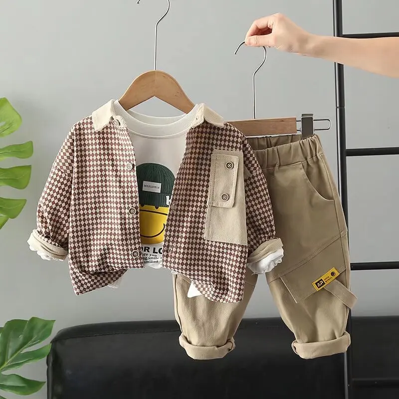 

2024 Spring New Boys Cartoon Sweater Vest Three piece Set for Boys Striped Shirt and Denim Pants Set