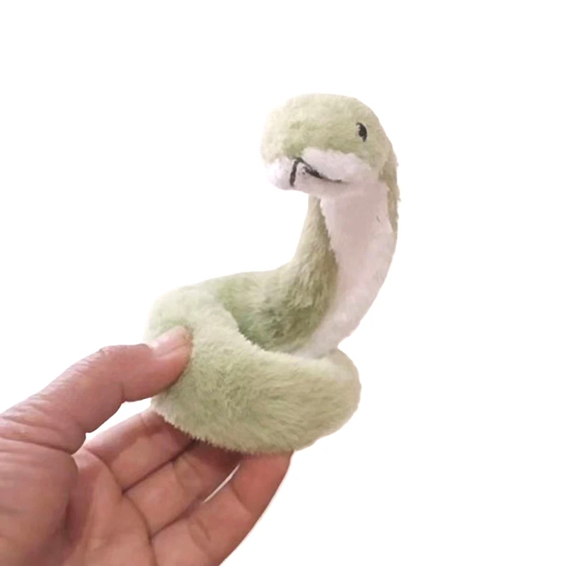 LLavero de juguete de peluche del año del serpiente, colgante de muñeco de peluche suave de serpiente verde pequeña de dibujos animados, llavero de coche, mochila, decoración de bolso, Gif para niños