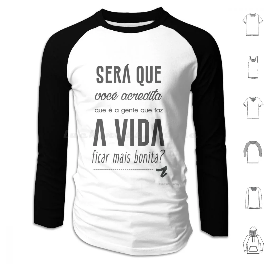 Que é que a gente faz com que a vida fique mais bonita? Hoodie de Algodão com Manga Longa Letrinhas Cruzadas Mylla Ghdv Ghdv Grafias