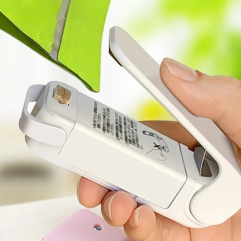 1pc Mini Heat Bag Sealing Machine Package Sealer Bags Thermal Plastic Food Bag Closure Portable Sealer Kitchen Accessories