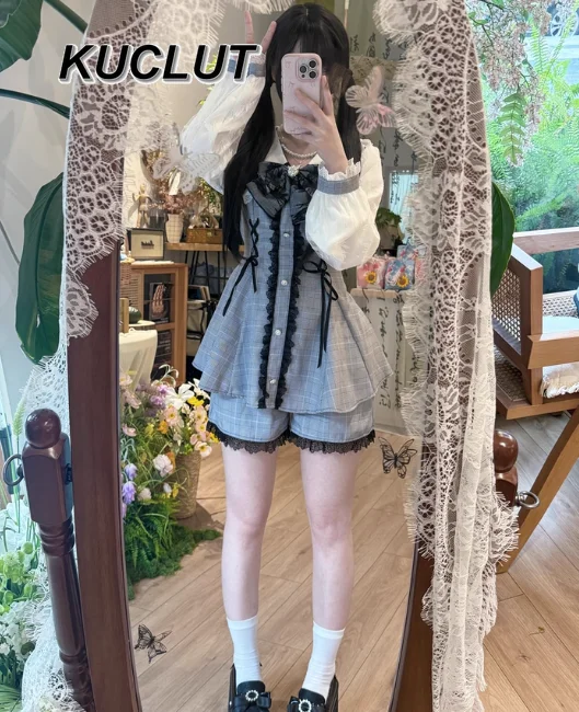 

Костюм Лолиты, оригинальный дизайн, кружево с бантом, японский стиль, платье с длинными рукавами и шорты, модный комплект из двух предметов, женские наряды