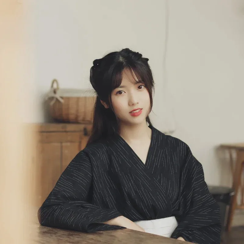 QQ 123 كيمونو عصري ياباني للنساء رداء حمام يوكاتا التقليدي حزام جيشا ساموراي ثقافي ملابس الشارع أداء التقاط الصور كرني