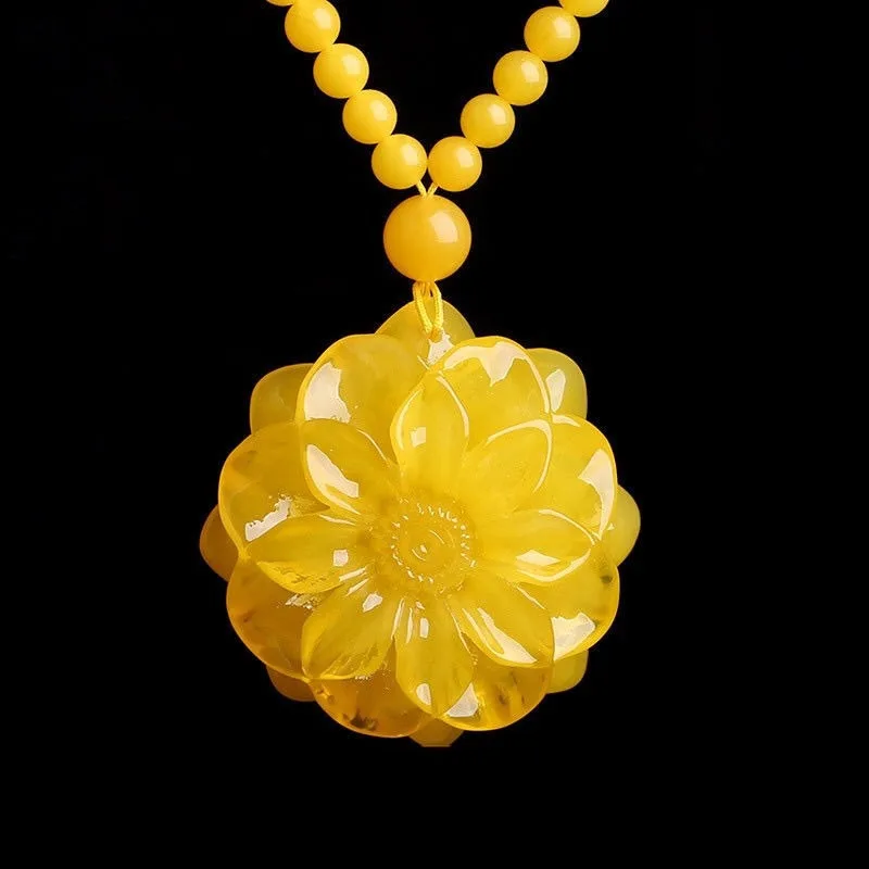 Vintage Beeswax Flower Pendant Necklace, Unisex Fashion Exquisite Jewelry (random Rope) New