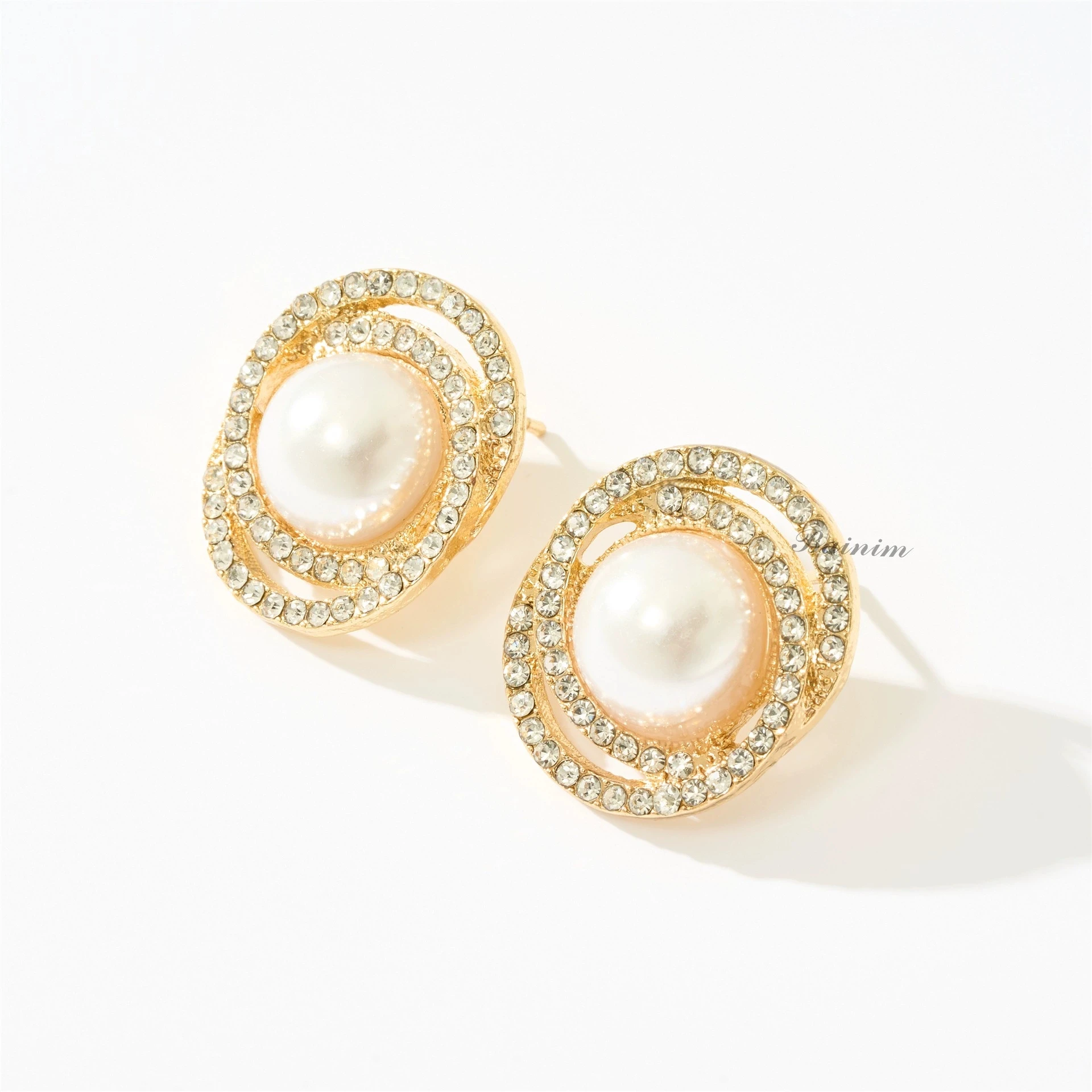 Entangle Twist Double Circles Full Crystal Rhinestone Imitation Pearl Stud Earring for Women New Jewelry Christmas Girl Gift