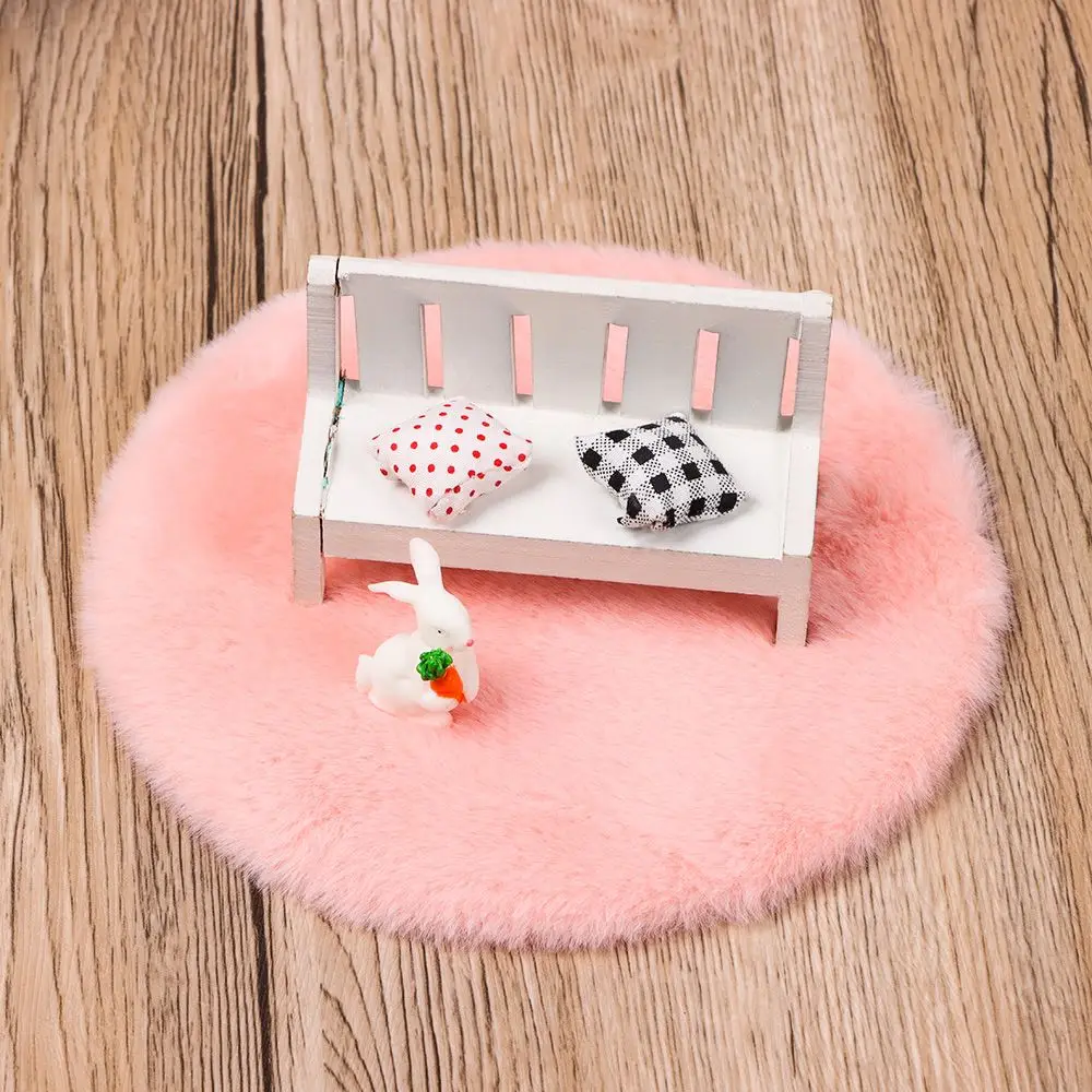 1/12 Scale Photo Props Nordic Style Miniature Hairy Rug  Accessories Mini Floor Mat Dollhouse  Carpet