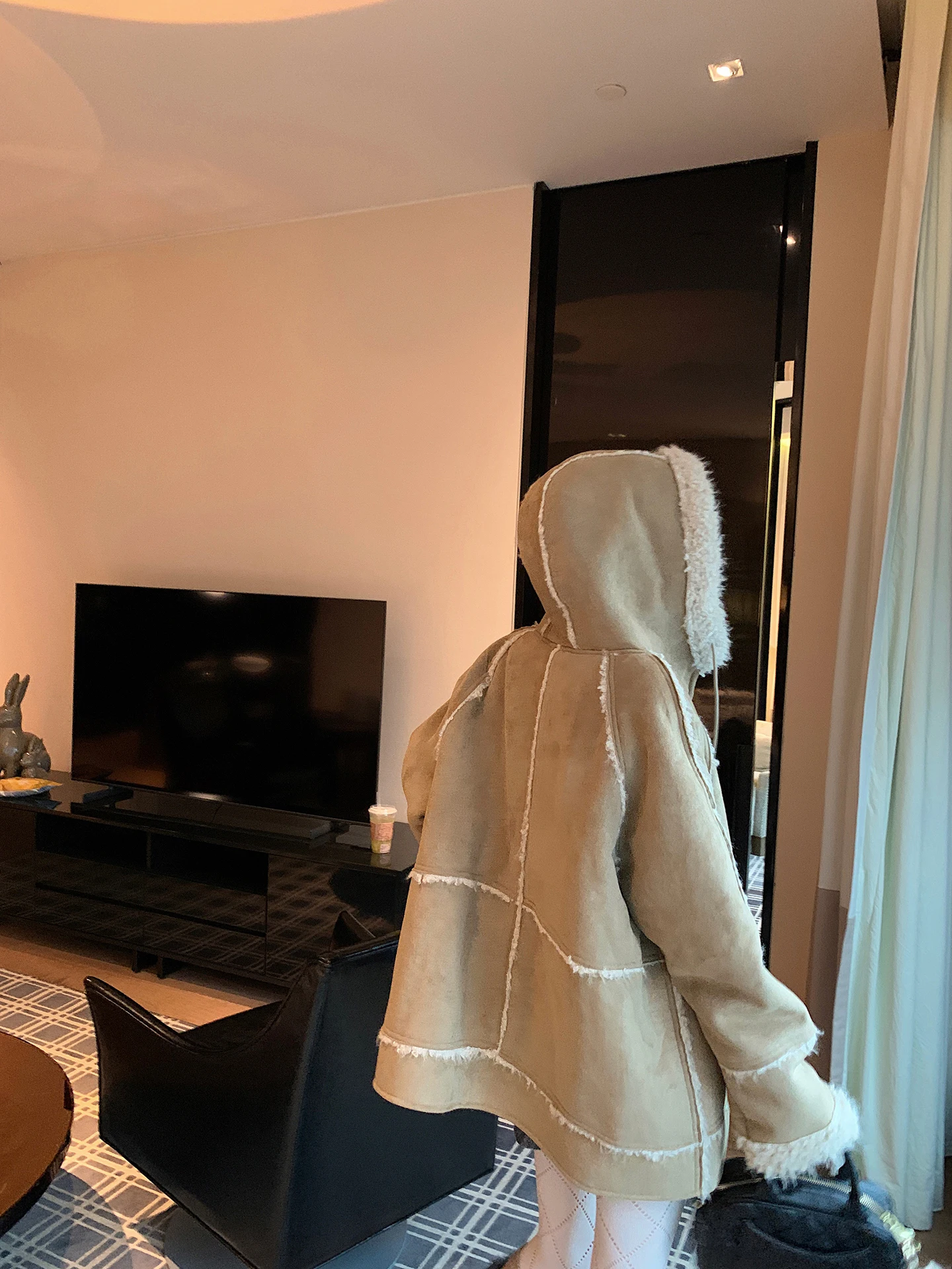 Anneop Ciato Wildlederjacke mit Fellbesatz, lässige Kapuzenjacke für Damen, Herbst-Winter, schlank geschnitten, locker sitzender Damenmantel