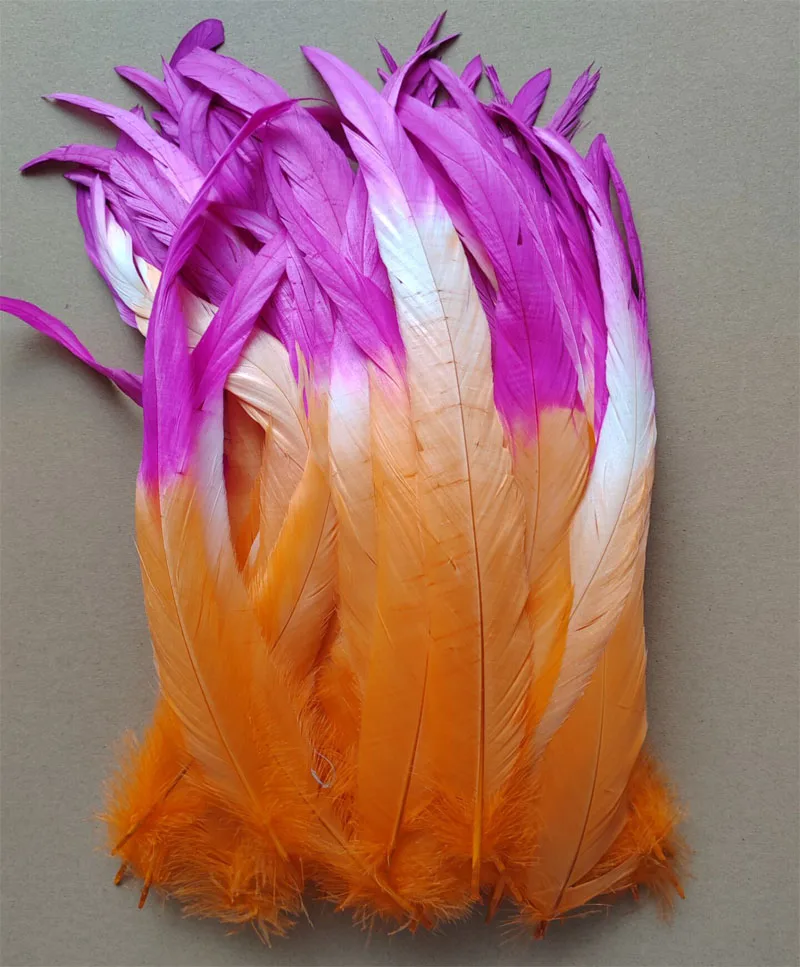 

100 шт./лот! Оранжевая роза, двухцветное петуховое петух, перья длиной 25-35 см для аксессуаров «сделай сам», карнавальный костюм танцовщицы