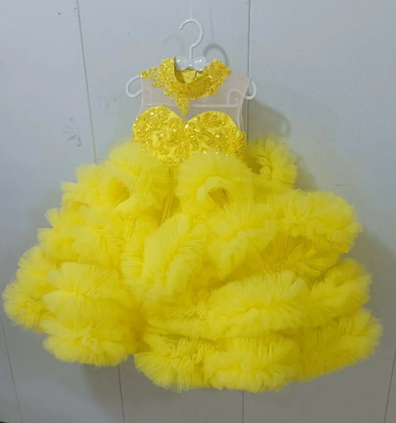 

Custom Flower Girl Dress Wedding Gown First Christmas Party Princess Pageant Gown Lace Butterfly Appliques Tulle Ball Gown for