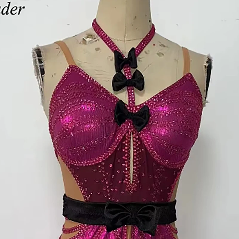 Palco de dança latina feminino high-end personalizado material brilhante arco preto samba strass desempenho roupas vestido