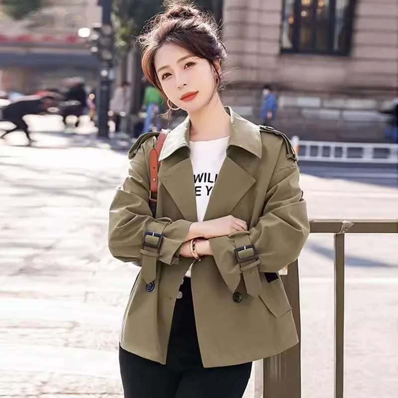 High End Double Breasted Trench Coat for Women Spring 2024 New Fashionable Loose Fitting Short Work Jacket Autumn Trench Coat