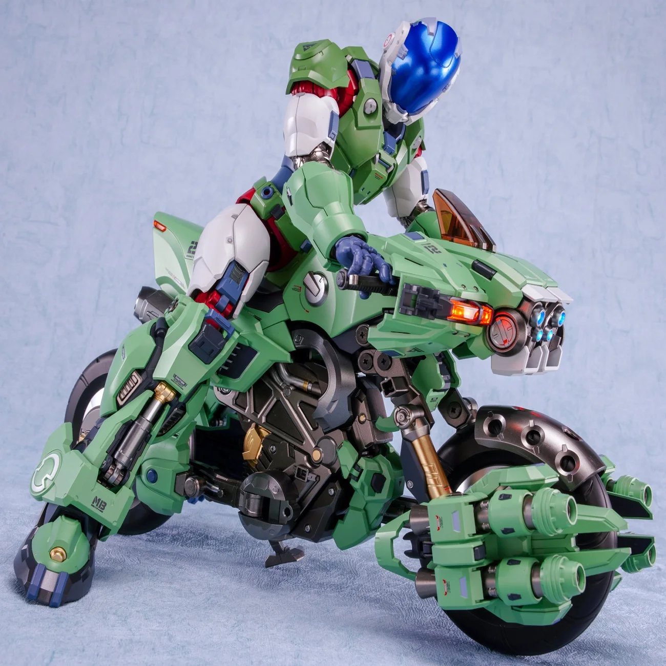 【Soon In stock 】 MOSHOWTOYS Macross Robotech VR-052F Cyclone Motorcycle Deformable Wearable Motorcycle Action Figures Toy