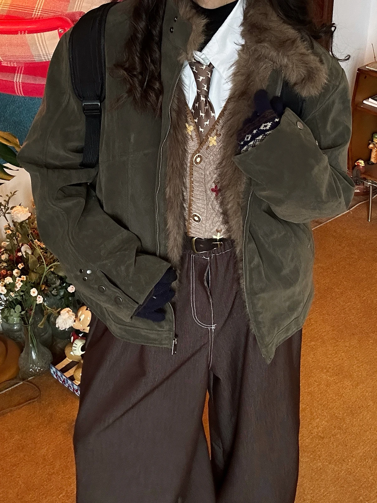 

Замшевая куртка в стиле ретро с меховым воротником для мужчин и женщин, зимняя свободная теплая хлопковая верхняя одежда, универсальное зимнее пальто на молнии