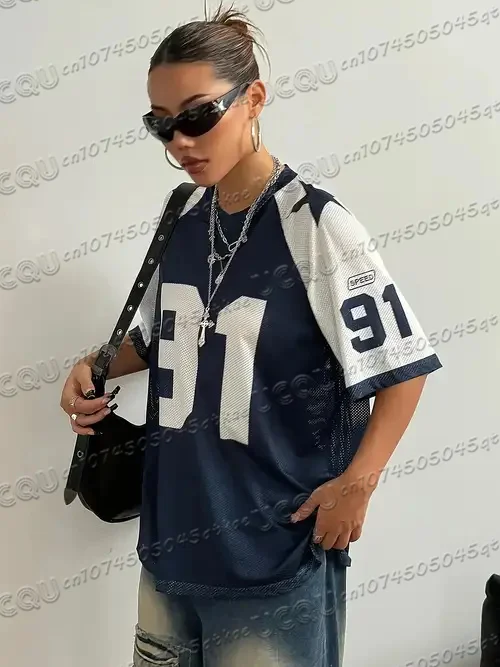 女性特大 Tシャツ V ネック半袖夏パッチワークスピード 91 プリントストリートトップスカジュアルサッカージャージ Y2k Tシャツ