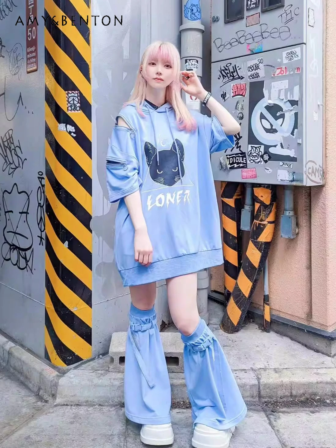 

Japanese Harajuku Subculture Cat Embroidery Zipper Off-Shoulder Short Sleeve Hoodies Women Gothic Mid-Length Oversized Hoodies