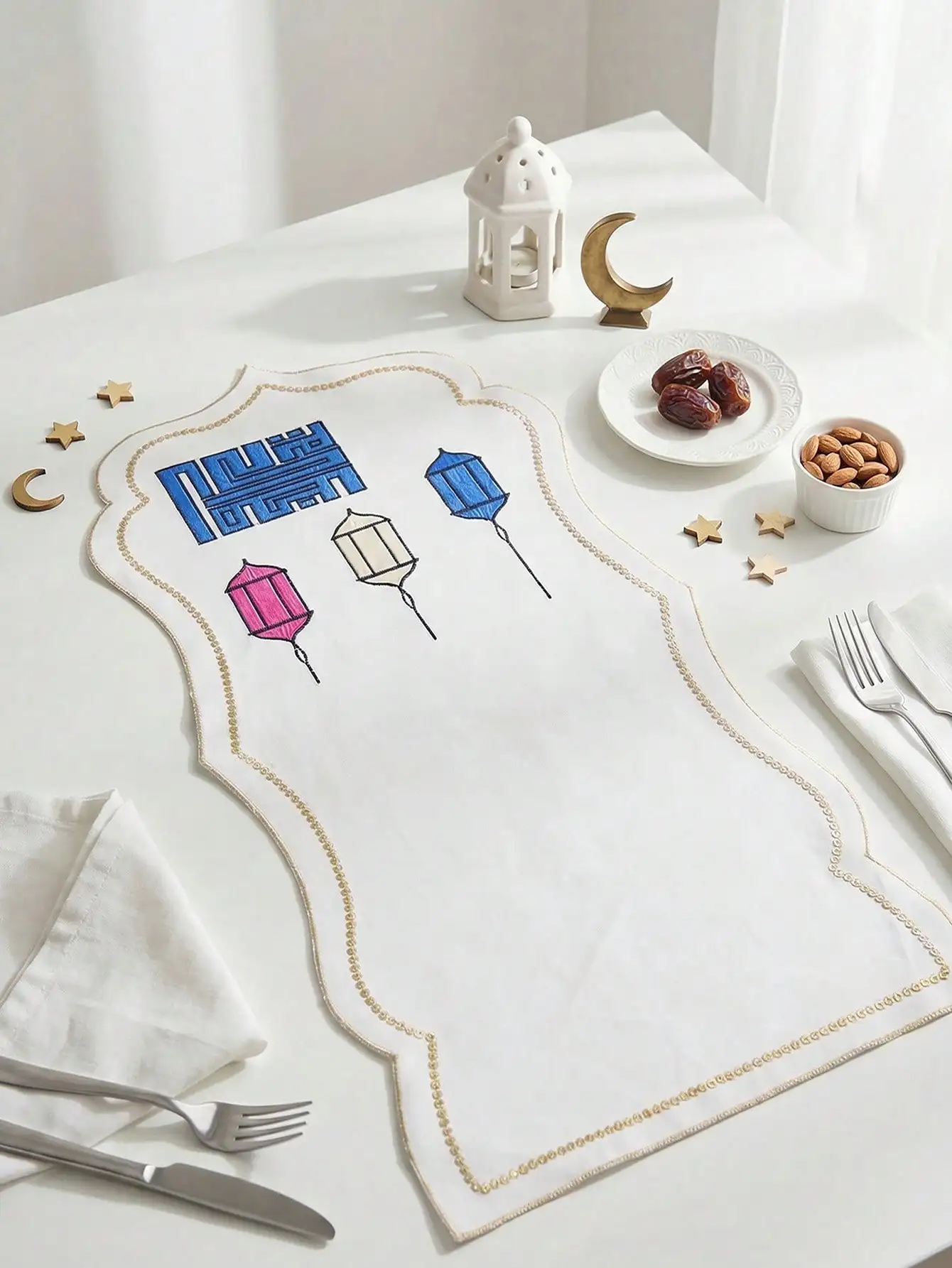 

Набор из 1/4/6 плетеных салфеток для праздничного стола, для домашних встреч, вечеринок, свадебных ужинов, украшение стола, подходит для столовой.