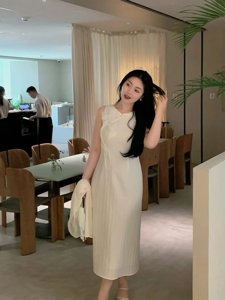 

Elegant Large Size Qipao Dress Immersive Tea Ceremony Cold Tone Sleeveless Long A-Line Skirt for Women Summer Travel Wear